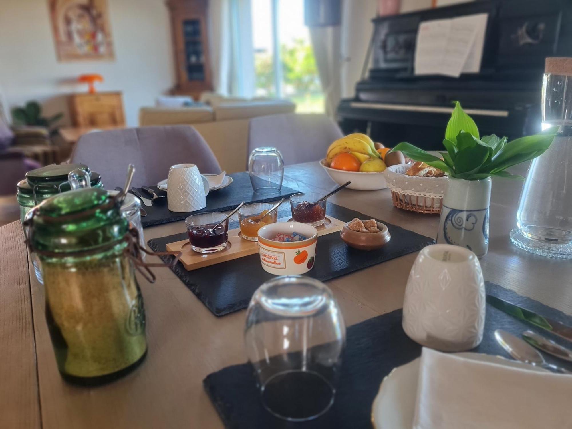 Bed and Breakfast Entre Loire Et Vignobles Lire Екстер'єр фото